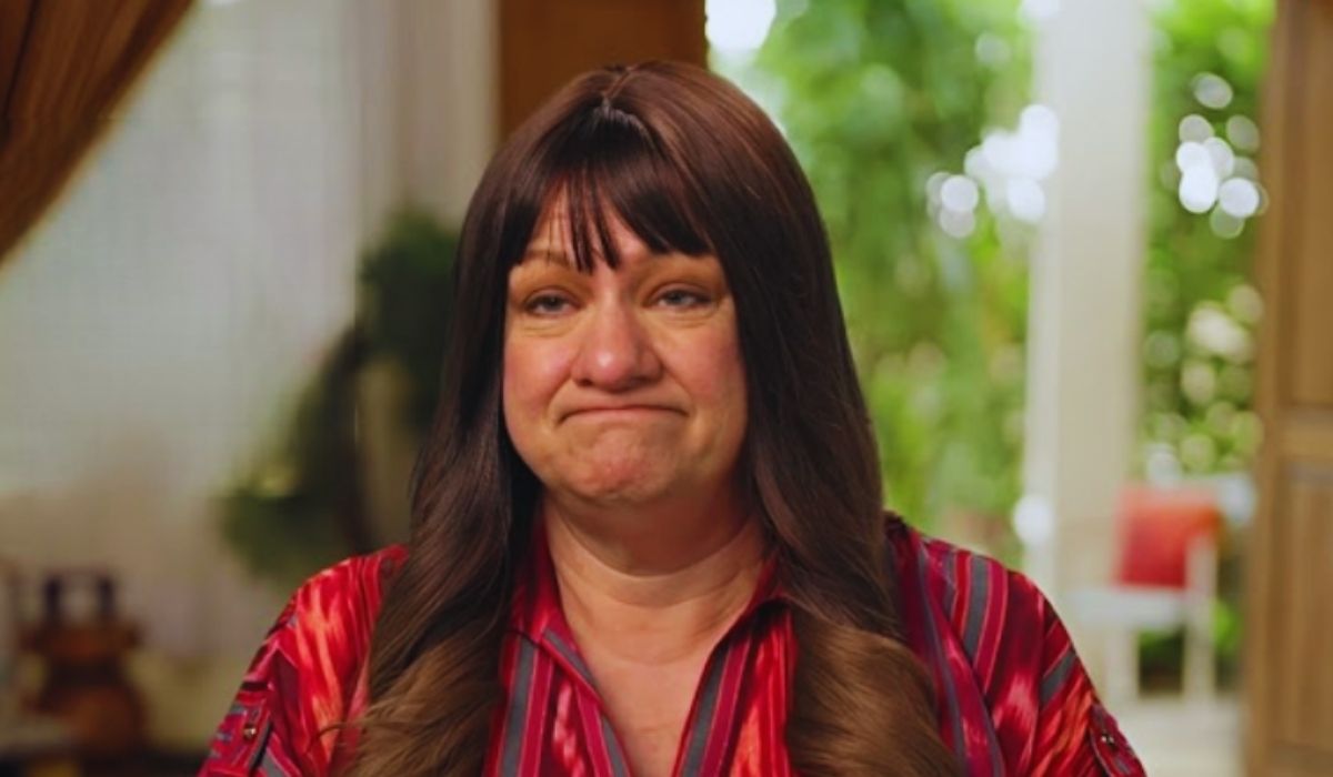 90 Day Fiance: Lisa Justifies Defacating In Daniel’s Bed & Blames ...